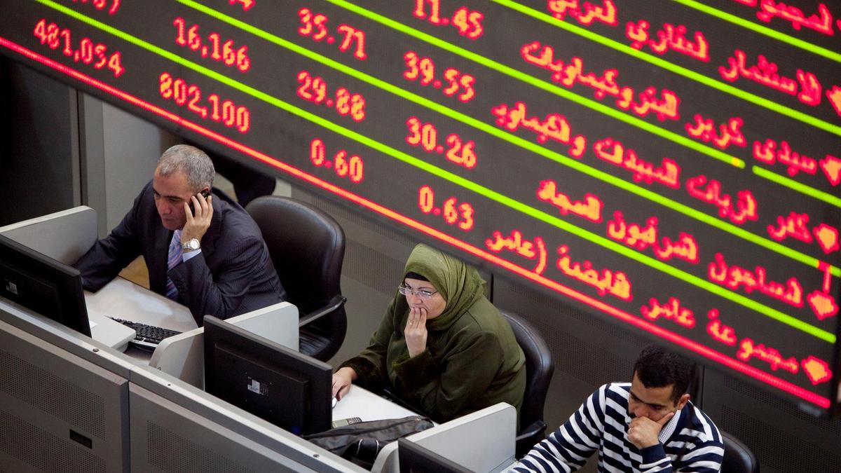 اللون الأحمر يطغى على مؤشرات البورصة المصرية في ختام التعاملات | أموال الغد