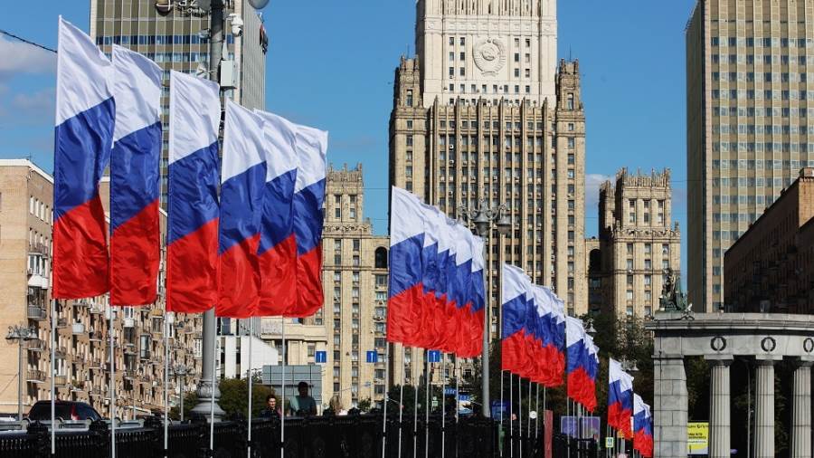الخارجية الروسية: الغرب يتطلع إلى تقسيم أوكرانيا                                                                                                                                                                                                               