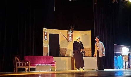 فتى الغرب المدلل ومسافر بلا متاع ضمن عروض نوادي المسرح في الإسماعيلية