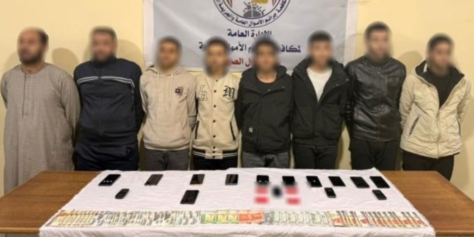 ضبط 8 أشخاص بالمنيا بتهمة النصب والاحتيال على المواطنين والاستيلاء على أموالهم - صوت الأمة
