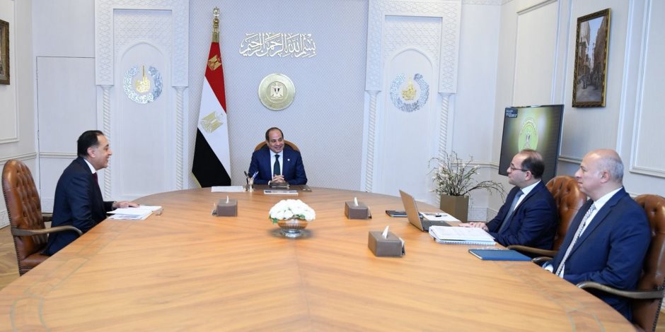 الرئيس السيسي يوجه بحزمة جديدة للحماية الاجتماعية وصرف مرتبات فبراير الأسبوع الجاري - صوت الأمة
