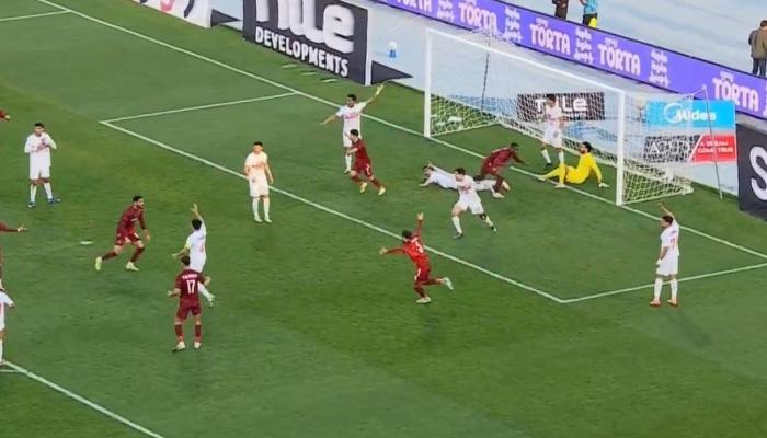 بعد إضاعة أسهل فرصة.. سيراميكا يفاجئ الزمالك (فيديو)