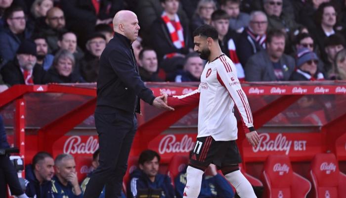 بسبب محمد صلاح.. &laquo;حرب أهلية&raquo; تهدد سلوت في ليفربول