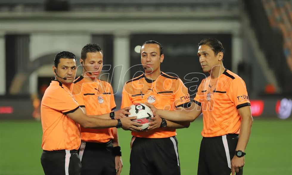 الثالثة له.. الغازي حكما لمباراة الزمالك أمام زد