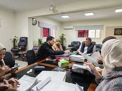 رئيس جهاز حدائق أكتوبر يوجه بسرعة إنهاء الإجراءات العقارية للمواطنين والمستثمرين