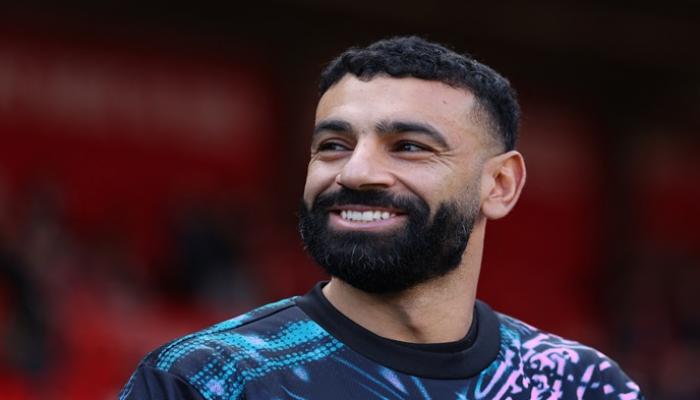اعتراف من قلب برشلونة.. محمد صلاح أصعب مهاجم (فيديو)
