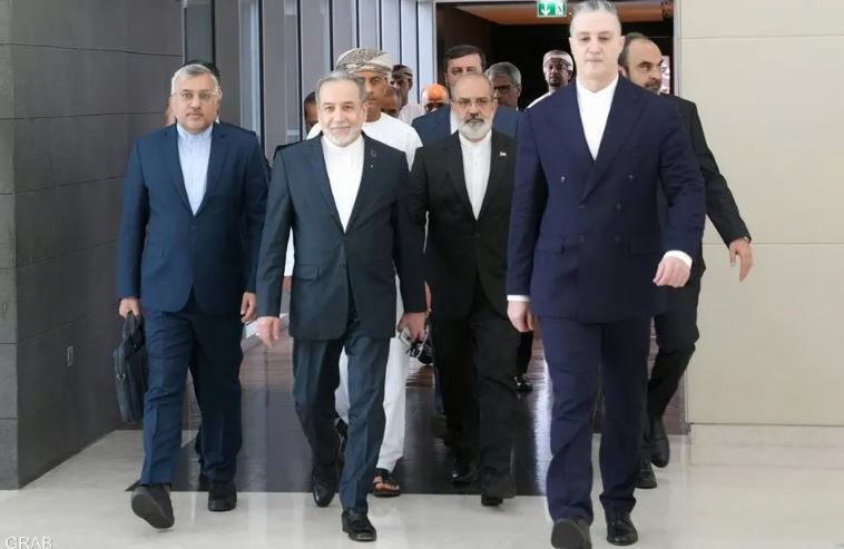 رغم انعدام الثقة.. طهران ترى في محادثات مسقط فرصة لمسار تفاوضي جديد