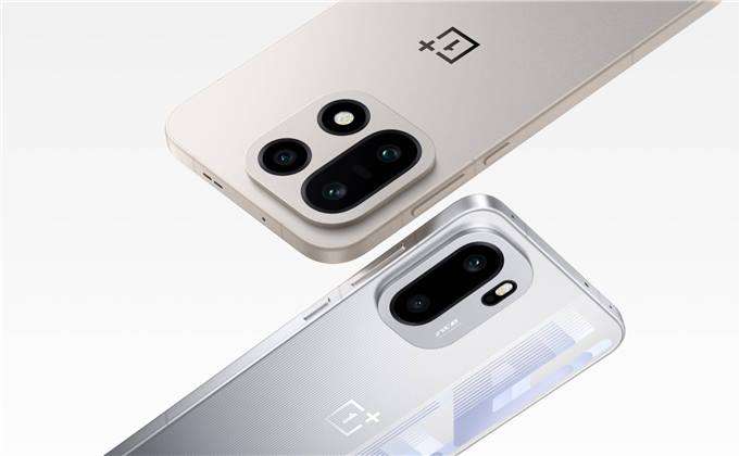 ون بلس تعلن عن هاتفي OnePlus 15 و Ace 6T بشاشات 165Hz وبطاريات عملاقة