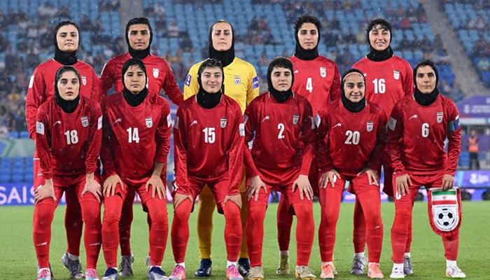 خوفاً من الملاحقة.. أستراليا تمنح اللجوء السياسي لـ5 لاعبات من إيران