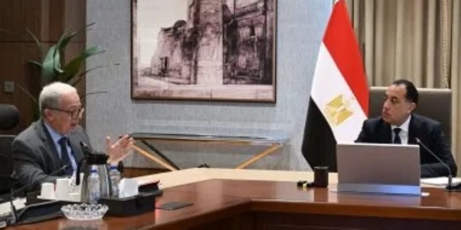 الحكومة: زيادة حجم الاستثمارات الموجهة للصحة والتعليم والبنية الأساسية - صوت الأمة