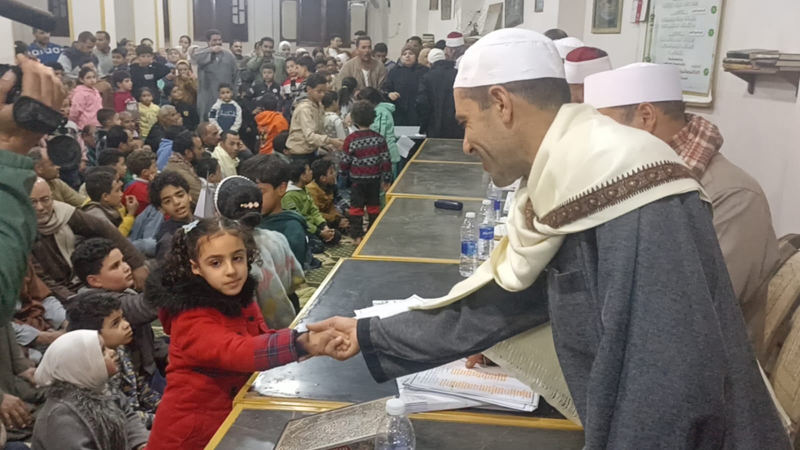 تكريم الفائزين في المسابقة الرمضانية لحفظ القرآن بقرية طوخ مزيد في الغربية