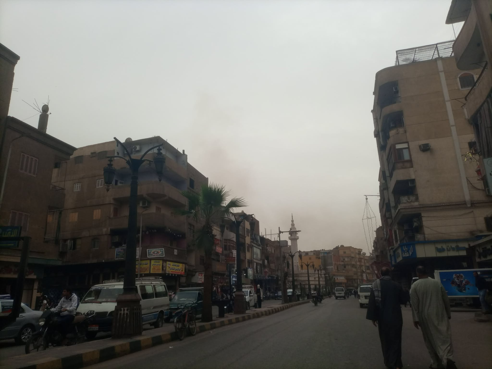 محافظ الأقصر يعلن رفع درجة الاستعداد القصوى لمواجهة موجة الرياح المثيرة للأتربة