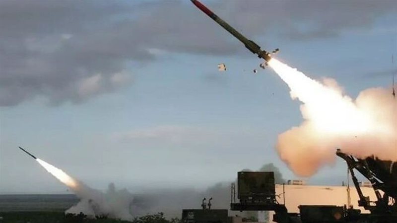 وزارة الدفاع القطرية تعلن التصدي بنجاح لـ4 صواريخ باليستية وطائرات مسيّرة
