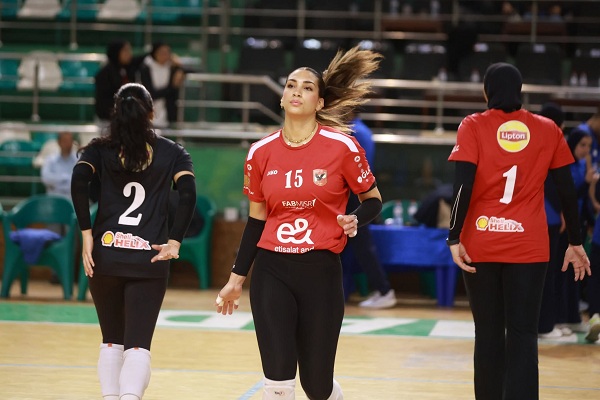 الأهلي يتوج بكأس مصر لآنسات الكرة الطائرة بعد فوزه على الزمالك
