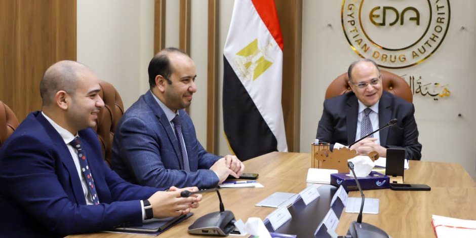 رئيس هيئة الدواء يستقبل وفد شركة تاكيدا العالمية لبحث تعزيز التعاون في مجالات البحث العلمي - صوت الأمة