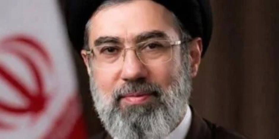 جيش الاحتلال يتوعد بالعثور على المرشد الإيراني مجتبى خامنئي واغتياله - صوت الأمة