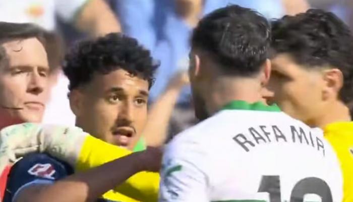 ضحيتها نجم مغربي.. واقعة فينيسيوس تتكرر في الدوري الإسباني (فيديو)