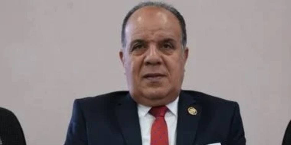 الحرية المصري: كلمة الرئيس السيسي في إفطار القوات المسلحة جسدت رؤية واعية لمواجهة التحديات وتعزيز الاستقرار - صوت الأمة