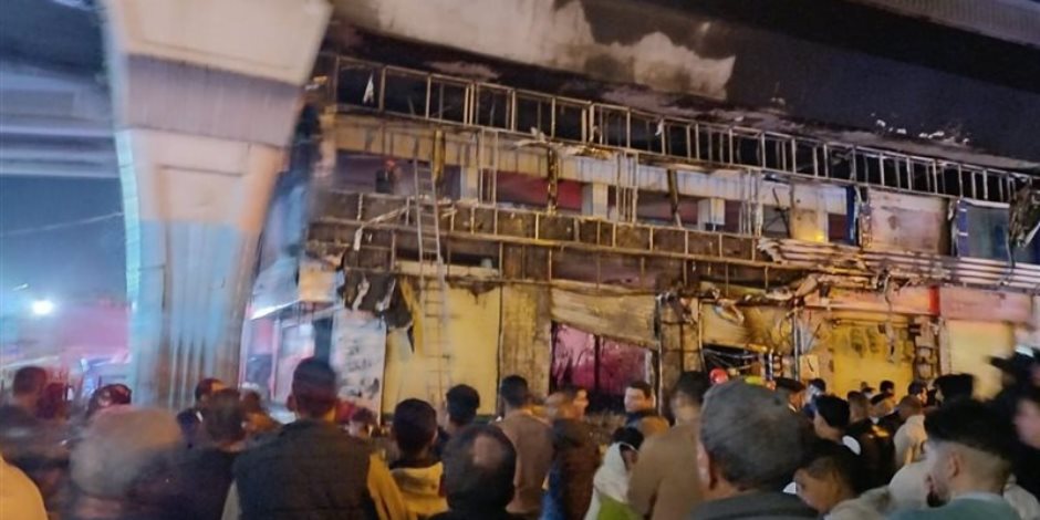 بسبب أنبوبة هيليوم.. السيطرة على حريق داخل مول بدمياط وضبط صاحب المحل - صوت الأمة