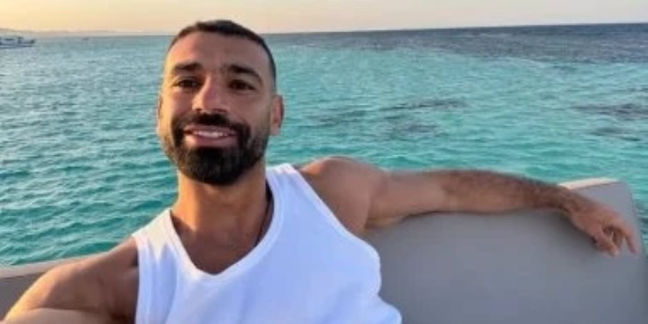محمد صلاح يوجه التهنئة للأمة الإسلامية بمناسبة عيد الفطر المبارك - صوت الأمة
