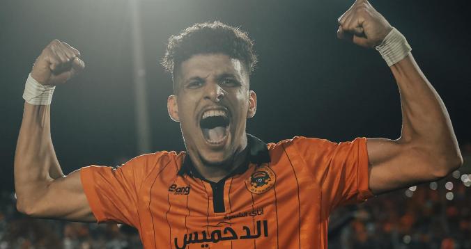 مهاجم الجيش الملكي: التأهل التاريخي هدية للجماهير المغربية