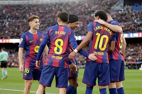 تشكيل هجومي لبرشلونة أمام رايو فالييكانو