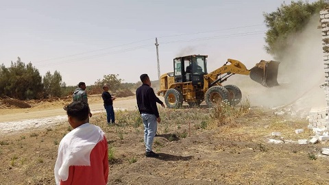 إزالة تعديات بالبناء والزراعة على أراضي أملاك الدولة بمركز الخارجة في الوادي الجديد