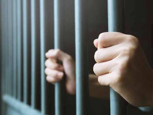 السجن 15 سنة لطالب قتل سيدة وسرق 5700 جنيه بسبب المراهنات في الشرقية