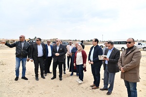 محافظ الفيوم يتفقد الحزام الآمن ومصبات المصارف ومواقع إنزال الزريعة في بحيرة قارون