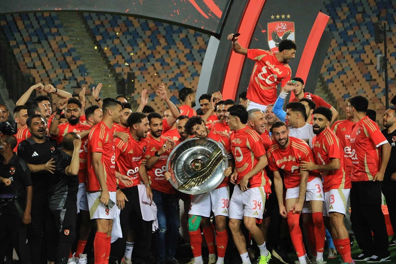 الأهلي يعلن تسلمه حكم المحكة الرياضية الدولية بخصوص دوري الموسم الماضي