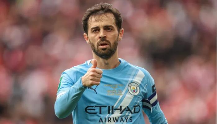 يفضل برشلونة على رونالدو وميسي.. 5 وجهات محتملة أمام برناردو سيلفا
