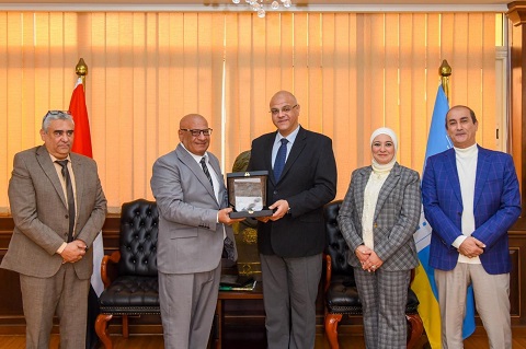 محافظ الإسكندرية: استاد الإسكندرية أول استاد في إفريقيا يحصل على شهادة ISO 9001