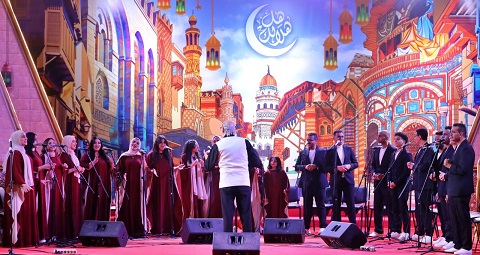 شدى بأغاني نجوم الطرب.. كورال «هنغني» يتألق في ليالي «هل هلالك»