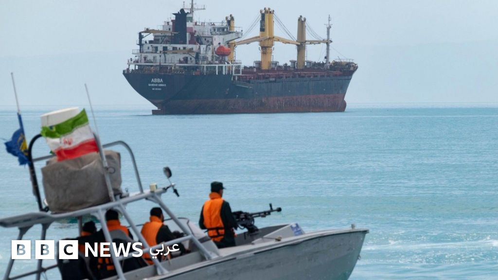مضيق هرمز: كيف أصبح المضيق أقوى سلاح لدى إيران؟ - BBC News عربي