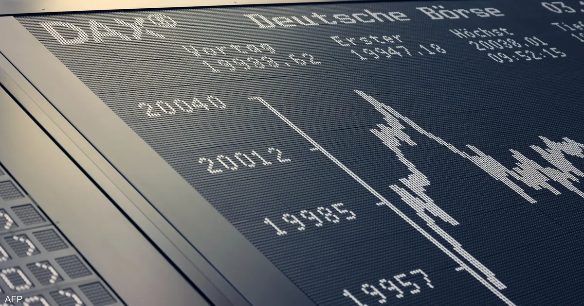 مؤشر داكس يتراجع والنفط يرتفع فوق 100 دولار