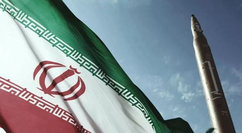 إيران تهدد باستئناف الهجمات ردا على الحصار البحري الأمريكي
