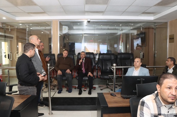 محافظ بني سويف يتابع تداعيات الأمطار.. ويوجه بحصر بؤر المياه ومعالجة أسبابها