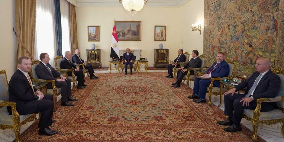 الرئيس السيسي يؤكد لمستشار ترامب ضرورة إنهاء الحرب ووقف معاناة الشعب السوداني - صوت الأمة