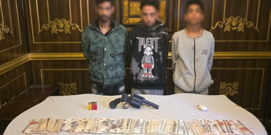 ضبط تشكيل عصابي لسرقتهم «أجنبي» بأحد شوارع الجيزة - صوت الأمة