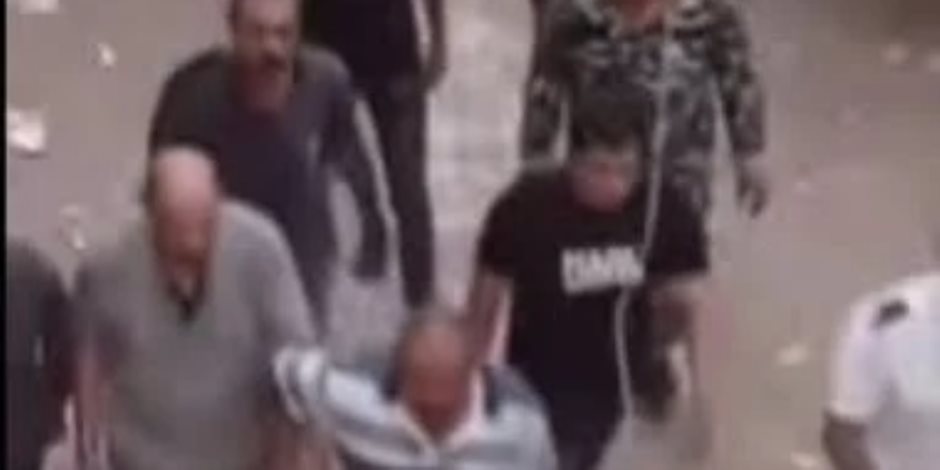 أولاده طالبوا المحكمة بإعدامه ..إحالة أوراق المتهم بالتعدى على 6 قاصرات بدمياط للمفتى - صوت الأمة