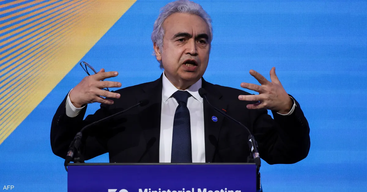 تصريحات صادمة لفاتح بيرول: فقدنا 13 مليون برميل نفط يومياً.. والعالم يواجه أكبر أزمة طاقة في التاريخ