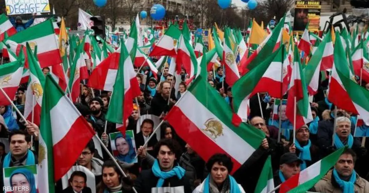 تضييق واعتقالات ومصادرات.. طهران تطارد معارضيها خارج الحدود