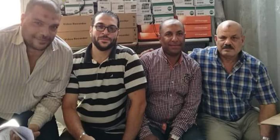 جمارك الدخيلة بالإسكندرية تضبط محاولة تهريب كاميرات ولوازم أنظمة للمراقبة ( صور ) - صوت الأمة