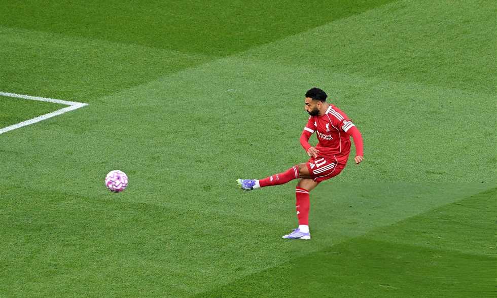 صلاح: أرسنال الأكثر ترشحا للفوز بلقب الدوري الإنجليزي