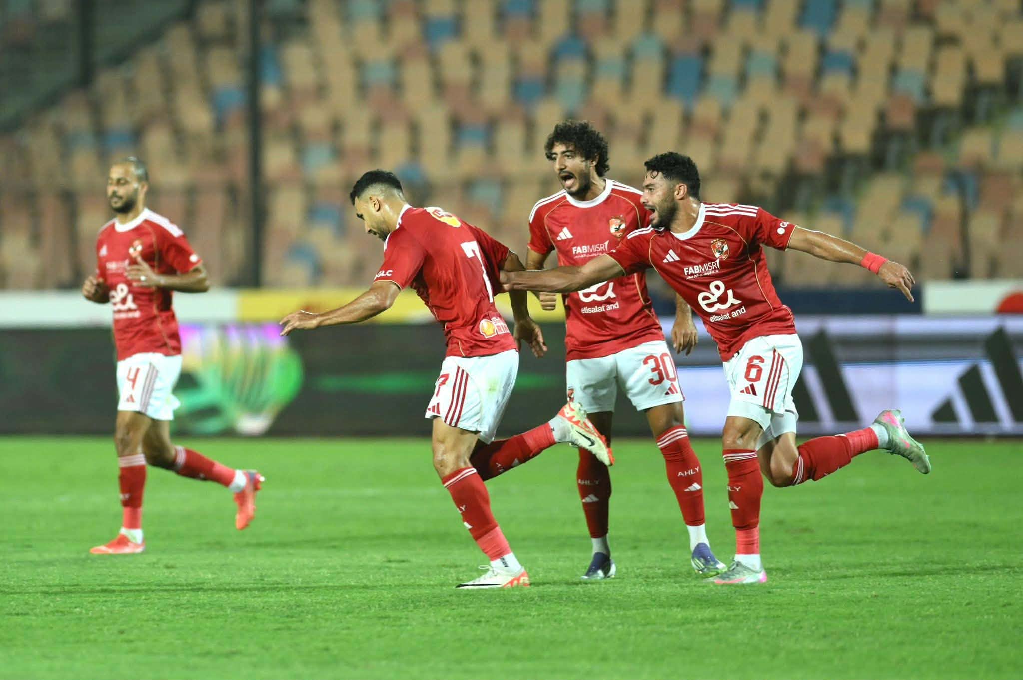 تقرير- غيابات مؤثرة تضرب الأهلي قبل قمة الزمالك في الدوري