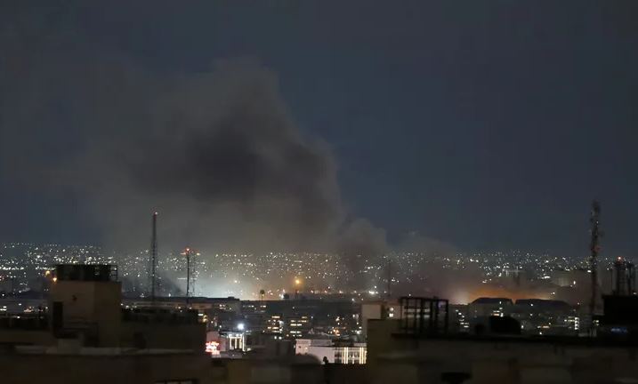 البحرين: 4 مصابين بجروح طفيفة من جراء سقوط شظايا مسيرة إيرانية