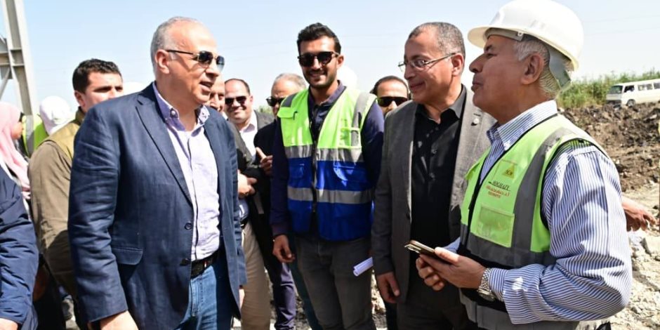 وزير الرى تفقد أعمال إنشاء سحارة أبنهس الجديدة ضمن "مشروع تأهيل المنشآت المائية"، والتي تخدم زمام ١٠ آلاف فدان - صوت الأمة