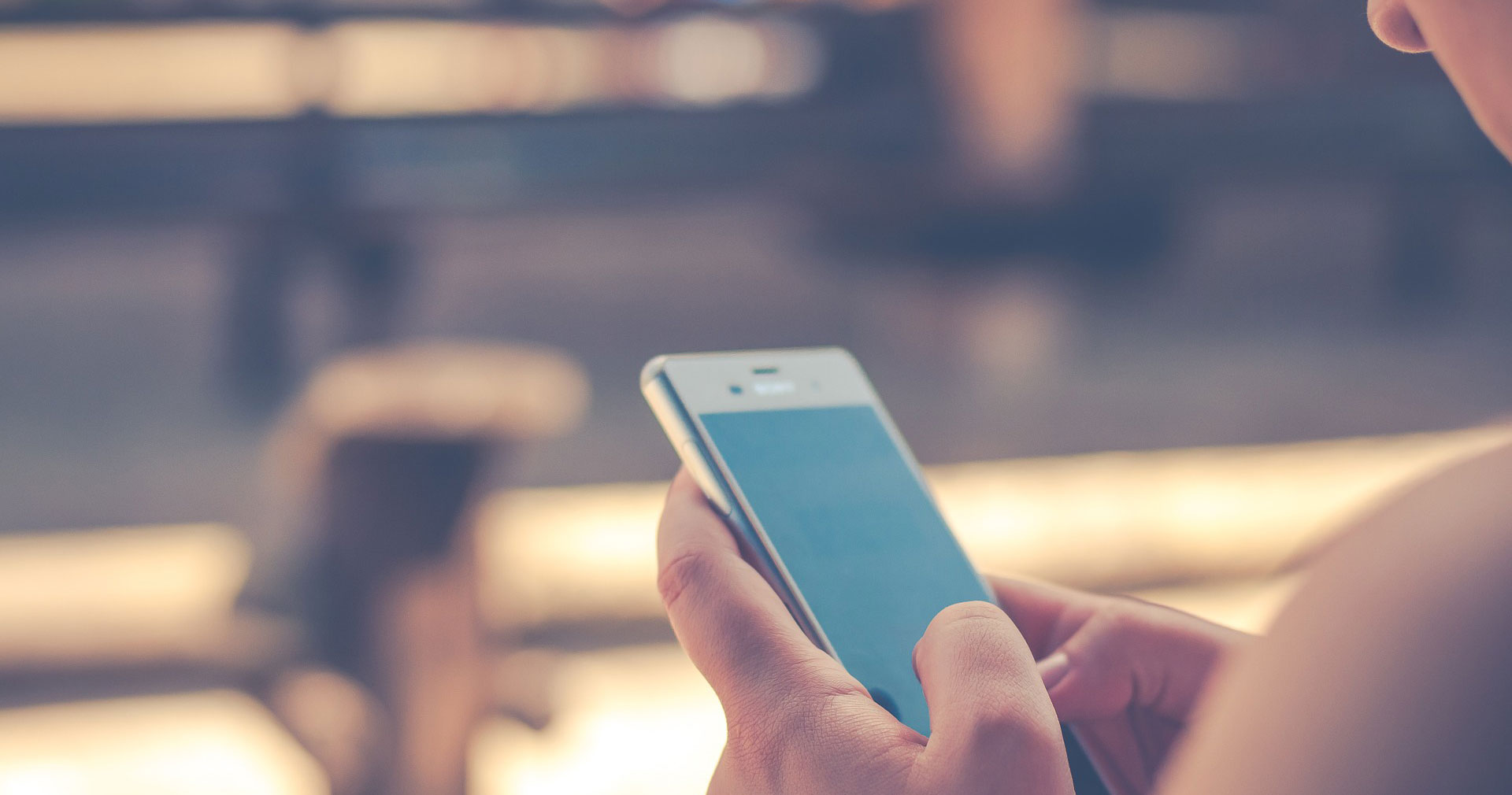 بدء تطبيق خدمة تقسيط رسوم أجهزة المحمول الواردة من الخارج من خلال شركات التمويل الاستهلاكي | أموال الغد