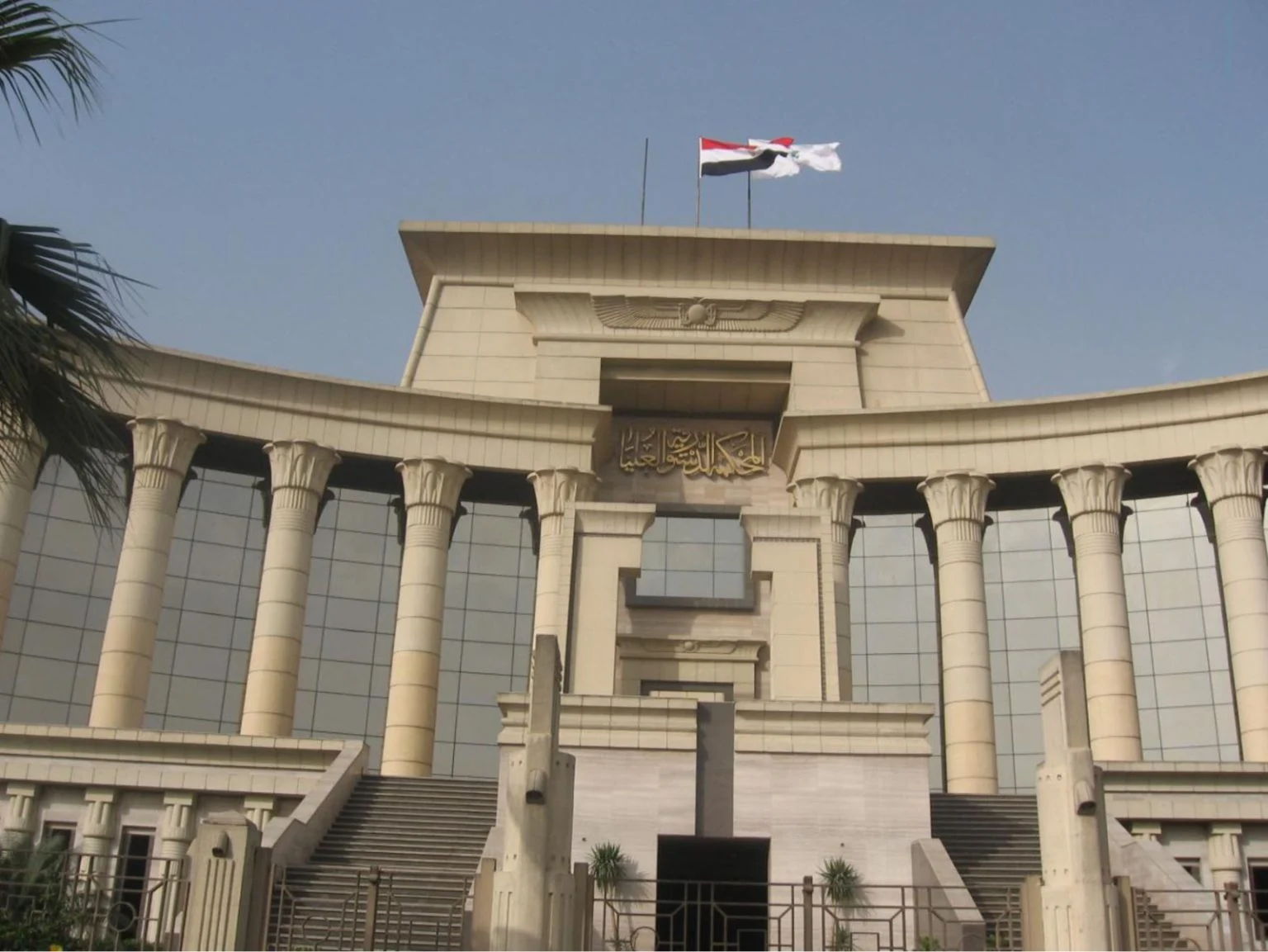 حالات وشروط استرداد المالك للشقة في قانون الإيجار القديم 2026