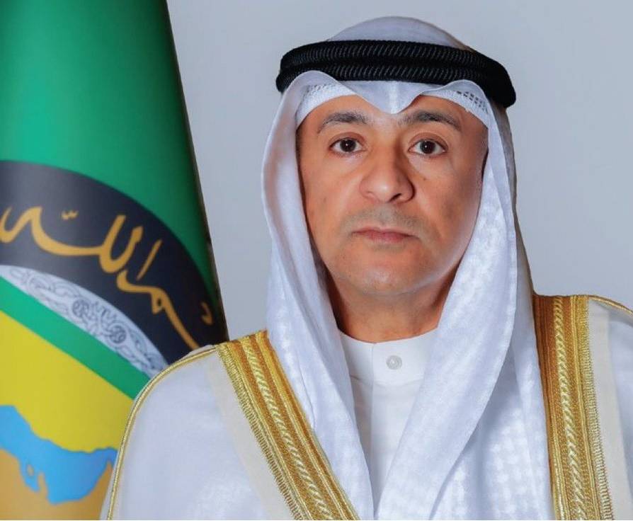 جاسم البديوي: فشل مجلس الأمن في اعتماد قرار لوقف تهديد حرية الملاحة يسهم في تفاقم الاعتداءات الإيرانية